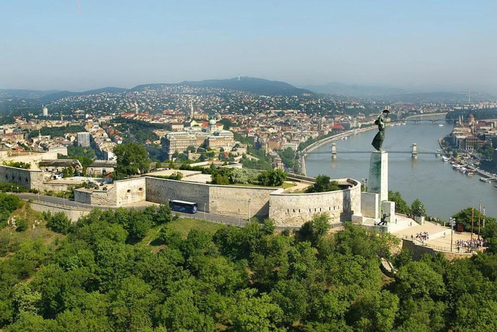 Budapest Central Port Apartment מראה חיצוני תמונה